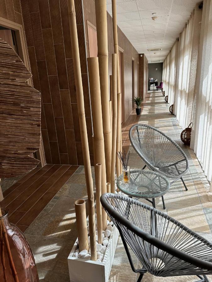 Chateau De La Falque, The Originals Relais แซงต์-เชอนีส-ดอลต์ ภายนอก รูปภาพ