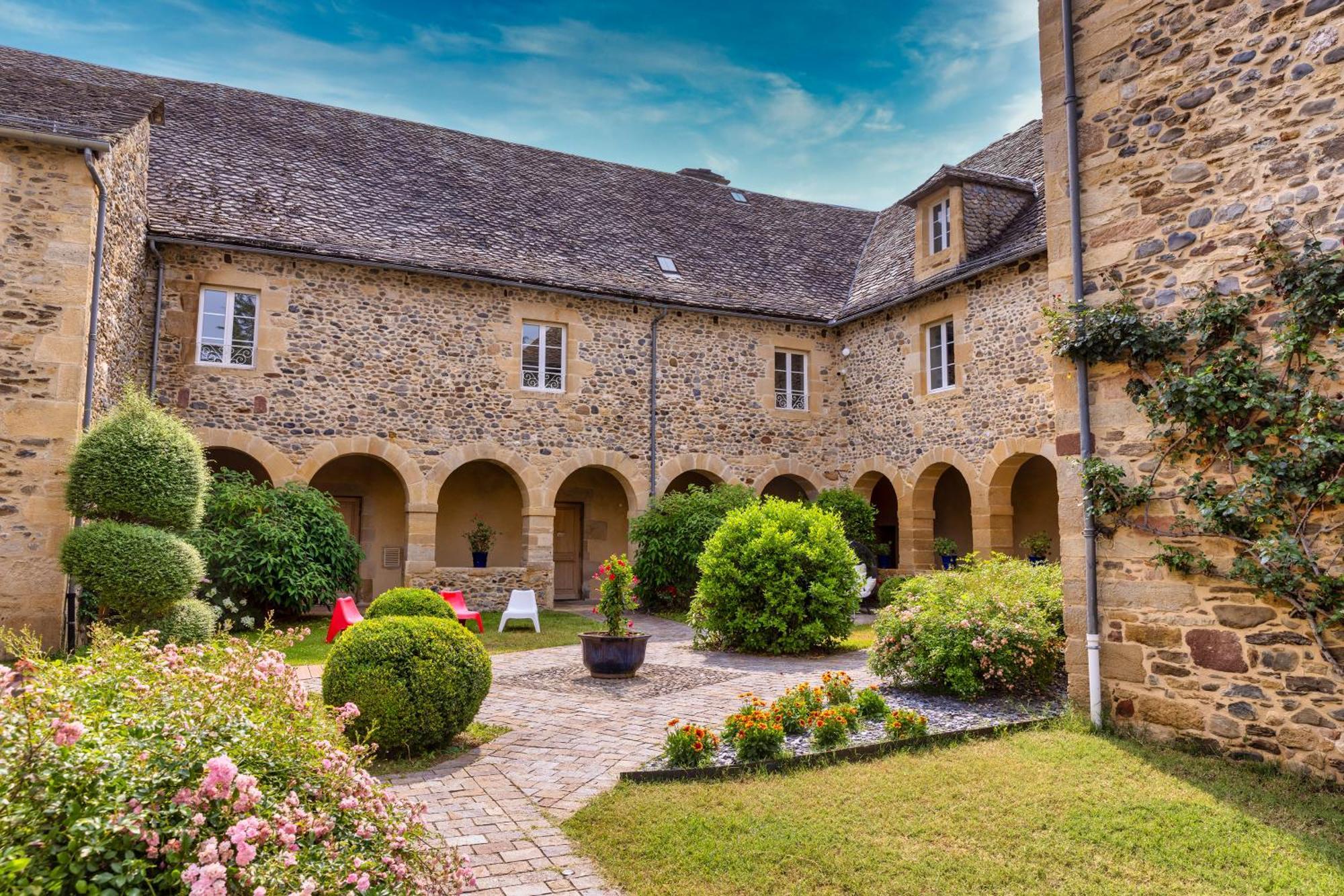 Chateau De La Falque, The Originals Relais แซงต์-เชอนีส-ดอลต์ ภายนอก รูปภาพ