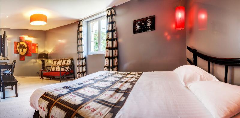 Chateau De La Falque, The Originals Relais แซงต์-เชอนีส-ดอลต์ ภายนอก รูปภาพ